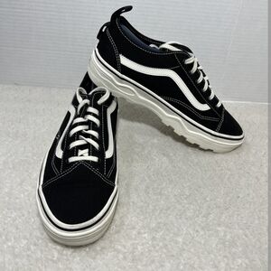 Vans Black and White UltraCush Sneakers